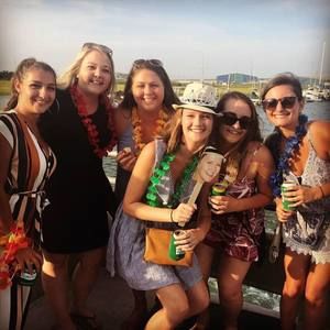 Meet your Posher, Shea